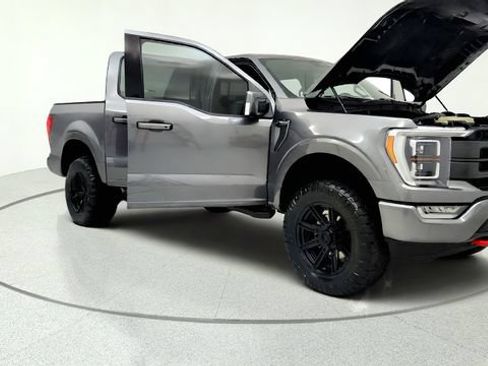 Used 2021 Ford F150 Lariat w/ Equipment Group 502A High AWD/4WD image 11