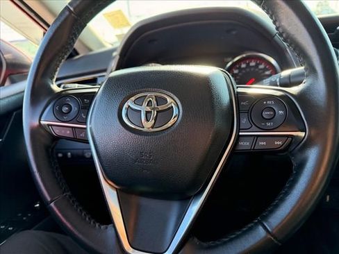 Used 2019 Toyota Camry XSE image 12