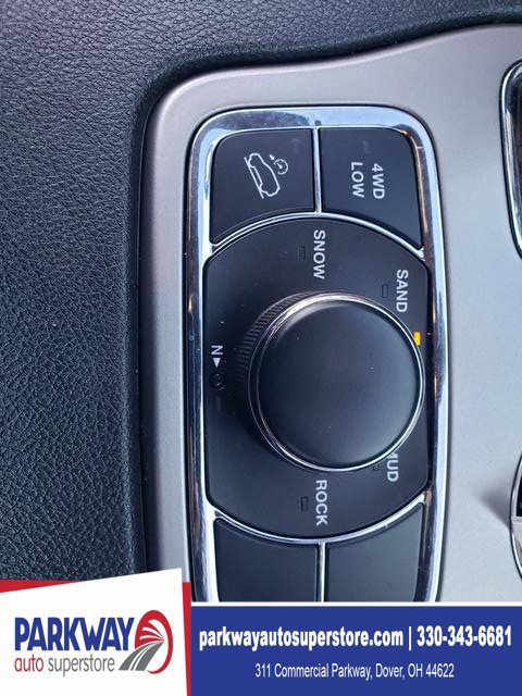 Used 2020 Jeep Grand Cherokee Limited w/ Premium Lighting Group AWD/4WD image 27