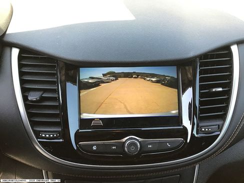 Used 2018 Chevrolet Trax LS image 9