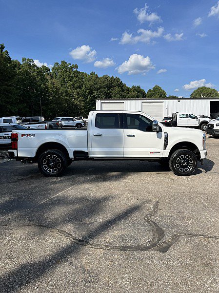 Used 2024 Ford F250 Platinum AWD/4WD image 8