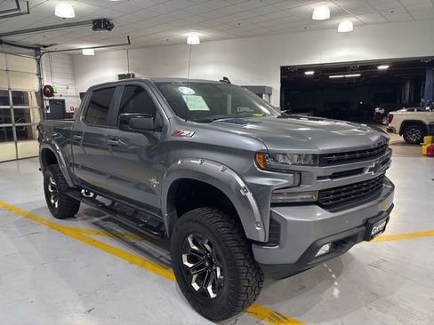 Used 2019 Chevrolet Silverado 1500 RST w/ All-Star Edition image 4