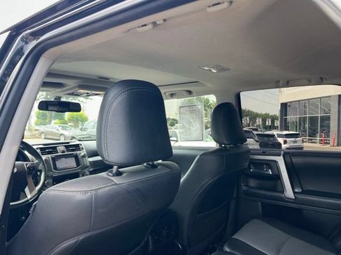 Used 2019 Toyota 4Runner SR5 Premium AWD/4WD image 11
