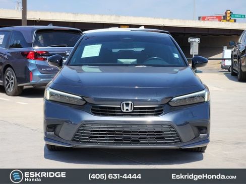 Used 2024 Honda Civic Sport image 2