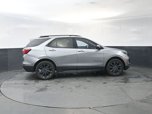 Certified 2024 Chevrolet Equinox RS w/ LPO, Floor Liner Package AWD/4WD image 6