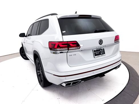 Used 2021 Volkswagen Atlas SE w/ Towing Package FWD image 6