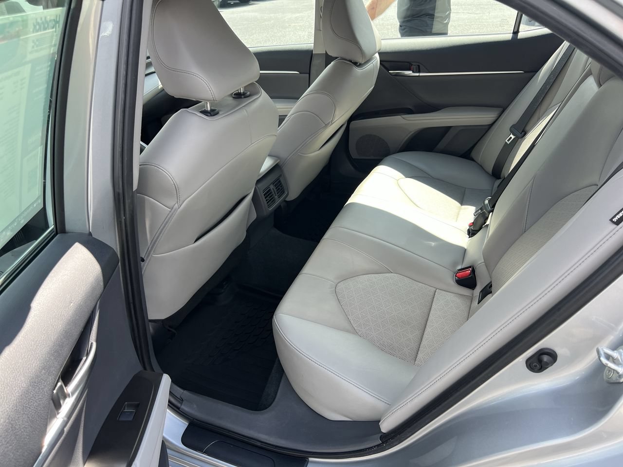 Used 2024 Toyota Camry XSE FWD image 32