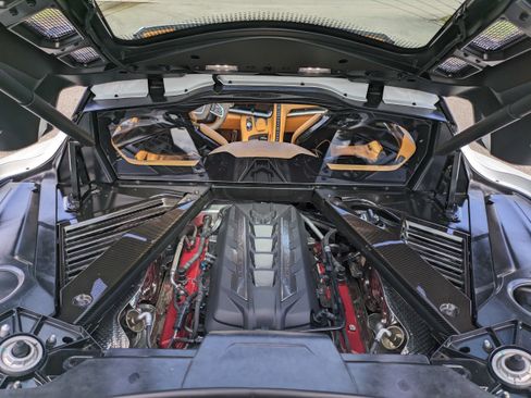 Used 2020 Chevrolet Corvette Stingray Premium Cpe w/ 3LT Preferred Equipment Group RWD image 14