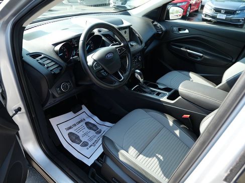 Used 2019 Ford Escape SE AWD/4WD image 9