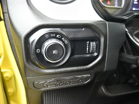 Used 2024 Jeep Wrangler Sport AWD/4WD image 26