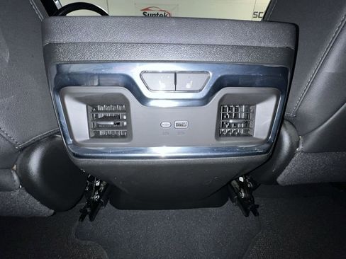 Certified 2024 Chevrolet Silverado 1500 High Country w/ Technology Package image 21