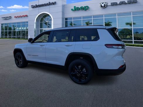 New 2026 Jeep Grand Cherokee L Limited RWD image 5