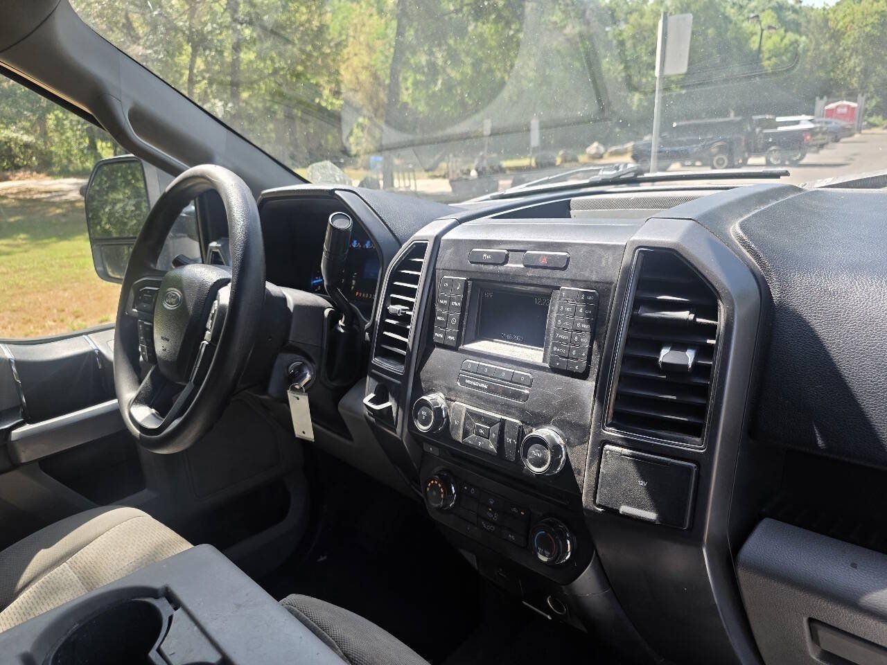 Used 2017 Ford F150 XLT RWD image 23