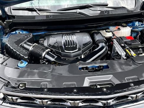 Used 2024 Chevrolet Traverse RS FWD image 32