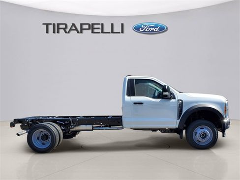 New 2025 Ford F450 XL w/ XL Chrome Package image 4