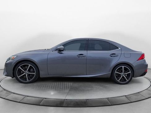 Used 2016 Lexus IS 200t image 10