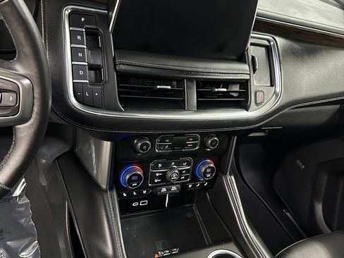 Used 2023 Chevrolet Tahoe Premier AWD/4WD image 17