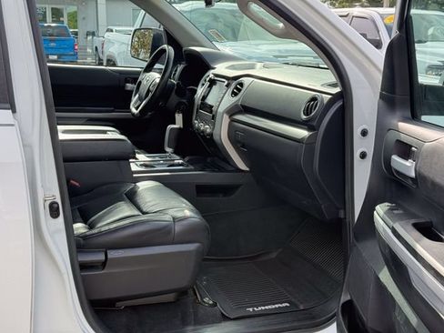 Used 2020 Toyota Tundra SR5 w/ SR5 Leather Package RWD image 16