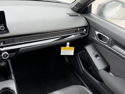 Used 2024 Honda Civic Sport image 17