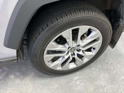 Certified 2024 Toyota RAV4 XLE Premium FWD image 7