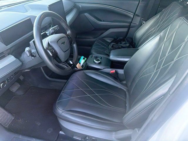Used 2022 Ford Mustang Mach-E Select w/ Comfort/Technology Package RWD image 6