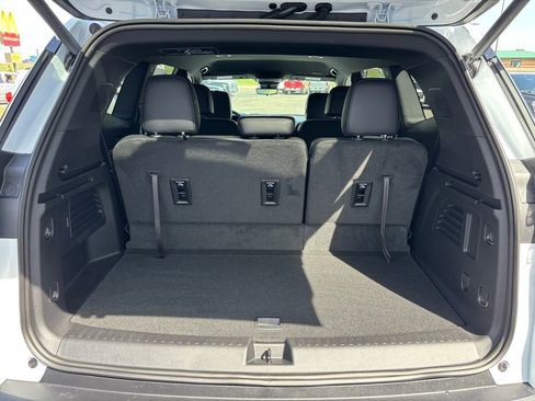 New 2026 GMC Acadia Elevation AWD/4WD image 29