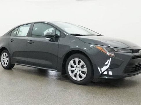 New 2026 Toyota Corolla LE FWD image 29