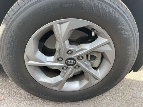 Used 2022 Hyundai Tucson SEL FWD image 4