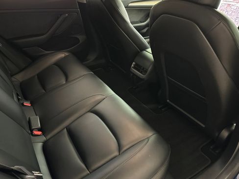 Used 2021 Tesla Model 3 Long Range image 29