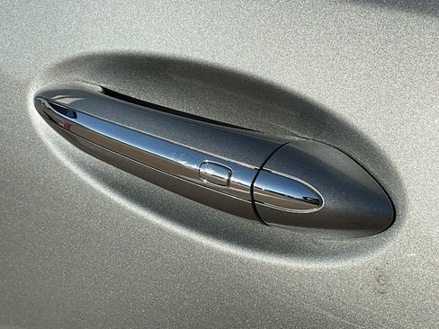 Used 2025 Buick Encore GX Preferred image 9