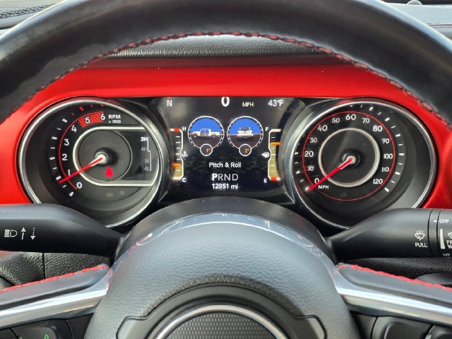 Used 2022 Jeep Gladiator Rubicon w/ LED Lighting Group AWD/4WD image 24