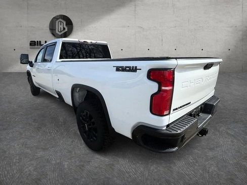 Used 2025 Chevrolet Silverado 2500 LT w/ Trail Boss Package image 7