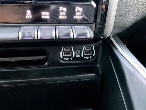 Used 2022 RAM 1500 Big Horn AWD/4WD image 20