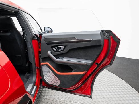 Used 2024 Lamborghini Urus Performante image 45