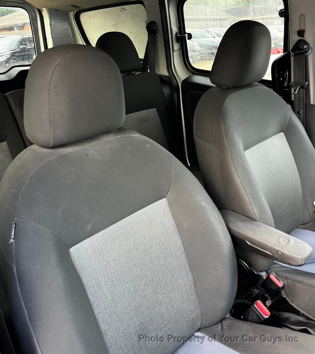 Used 2016 RAM ProMaster City Tradesman SLT FWD image 17