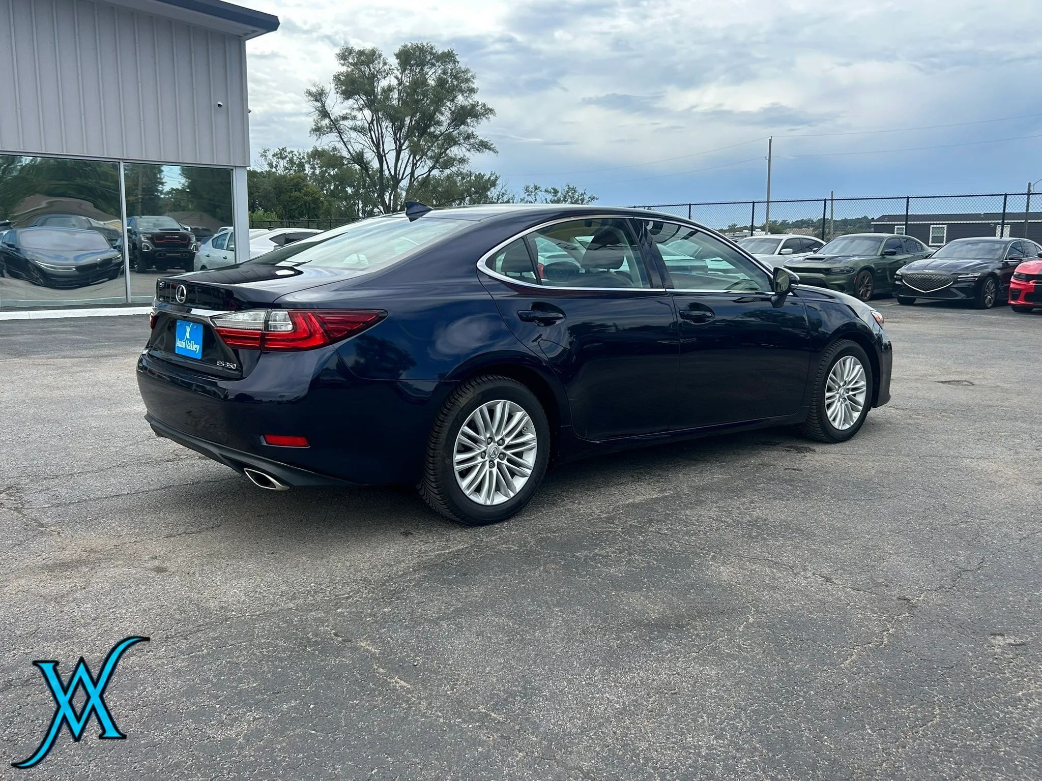 Used 2017 Lexus ES 350 w/ Accessory Package 2 FWD image 7
