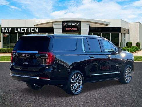 New 2026 GMC Yukon XL Elevation image 5