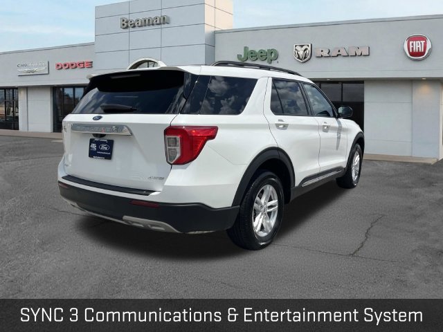 Used 2024 Ford Explorer XLT w/ Equipment Group 202A AWD/4WD image 3