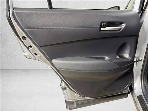 Used 2024 Toyota Corolla Cross AWD Hybrid w/ Convenience Package image 23