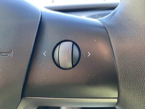 Used 2022 Tesla Model 3 Long Range AWD/4WD image 17