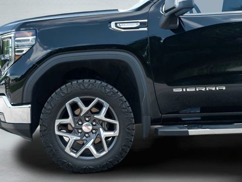 Used 2024 GMC Sierra 1500 SLT AWD/4WD image 12