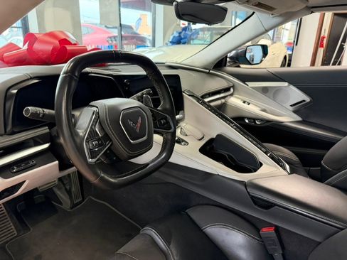 Used 2024 Chevrolet Corvette Stingray Premium Conv w/ 3LT image 33