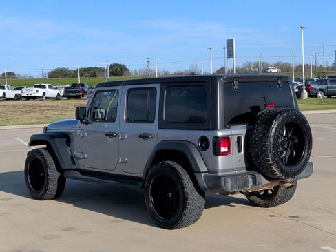Used 2020 Jeep Wrangler Unlimited Sport S image 6