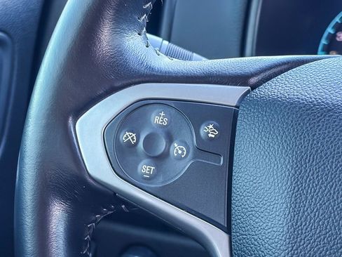 Used 2016 Chevrolet Colorado LT w/ LT Convenience Package image 21