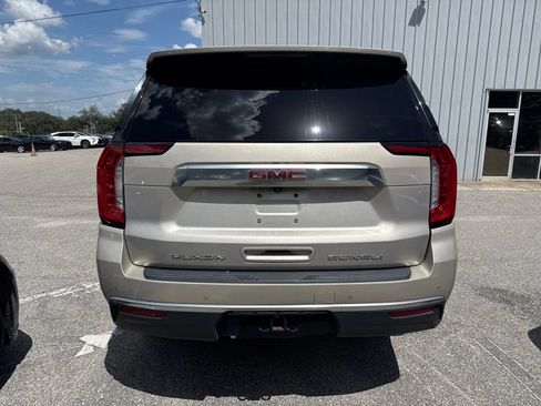 Used 2022 GMC Yukon Denali AWD/4WD image 13