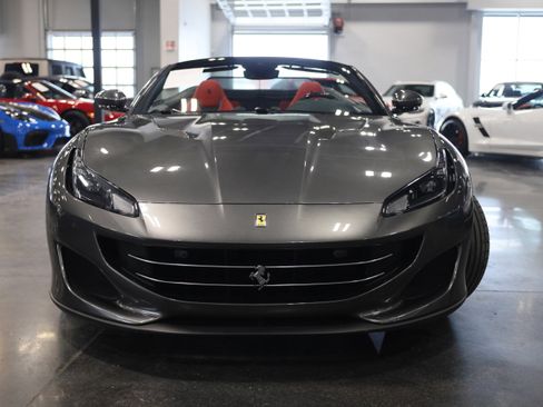 Used 2020 Ferrari Portofino image 3
