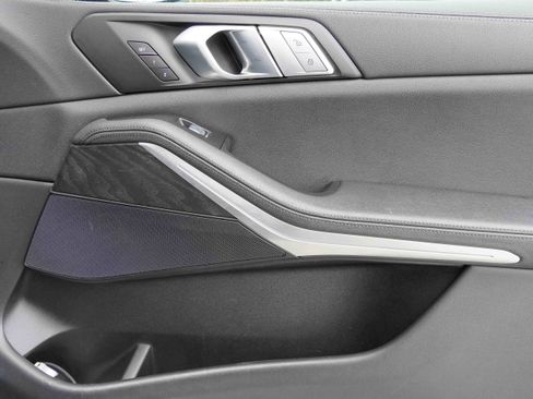 Used 2022 BMW X7 xDrive40i image 31