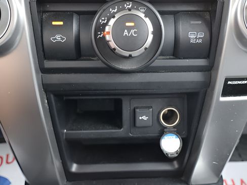 Used 2021 Toyota 4Runner SR5 AWD/4WD image 32