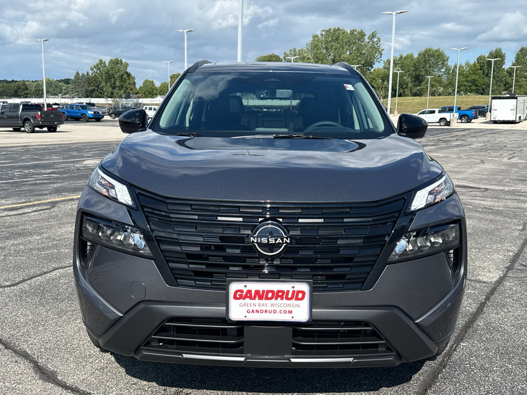 New 2026 Nissan Rogue Dark Armor AWD/4WD image 3