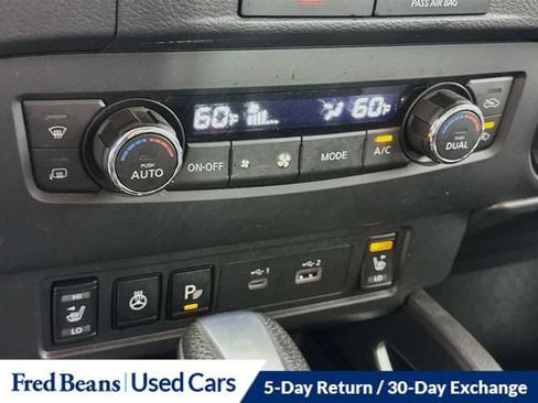 Used 2023 Nissan Frontier SV w/ Technology Package AWD/4WD image 21